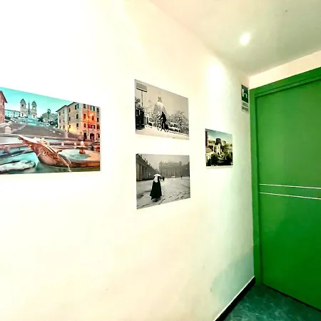 Rhome86 4* Roma