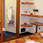 Rhome86 4* Roma