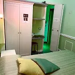 Rhome86 Bed & Breakfast